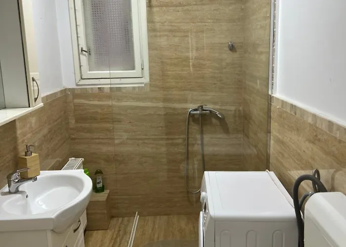 Ultra-central Spacious Near Old Town Bucureşti
